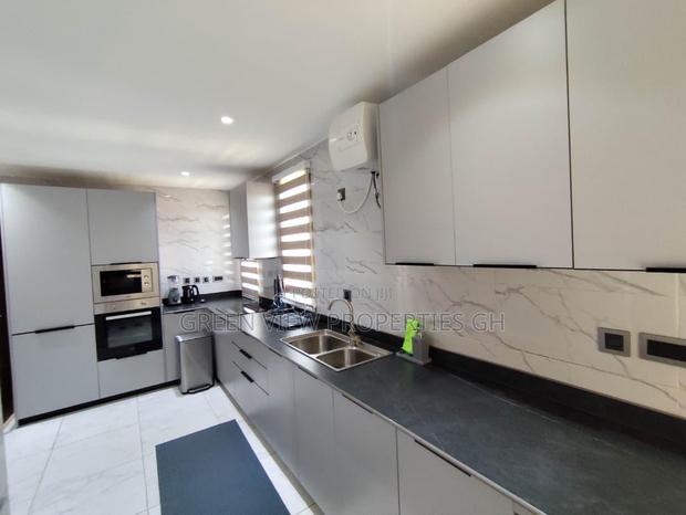 Furnished 2bdrm Apartment in East Legon for rent photo 13