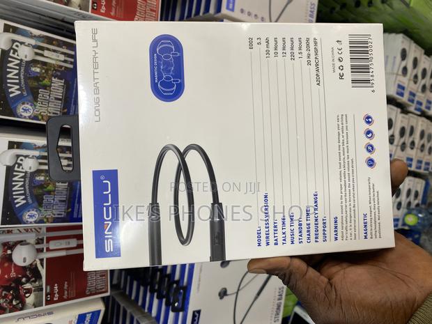 Sinclu Long Lasting Battery and Large Capacity Strong Bass Neckband photo 2