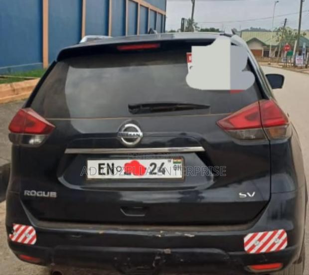 Nissan Rogue SV 4dr SUV (2.5L 4cyl CVT) 2015 Black