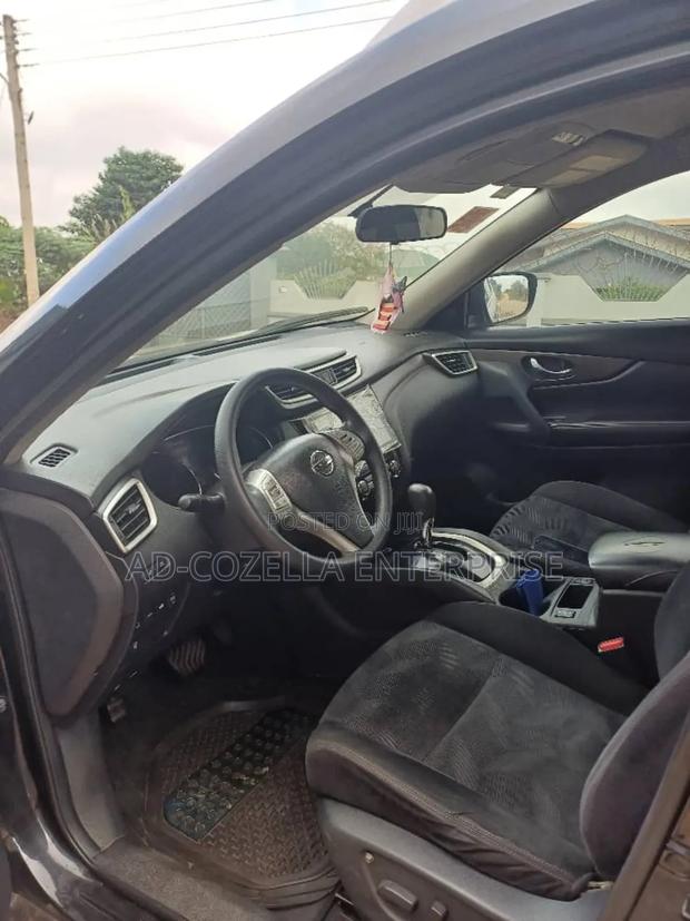 Nissan Rogue SV 4dr SUV (2.5L 4cyl CVT) 2015 Black