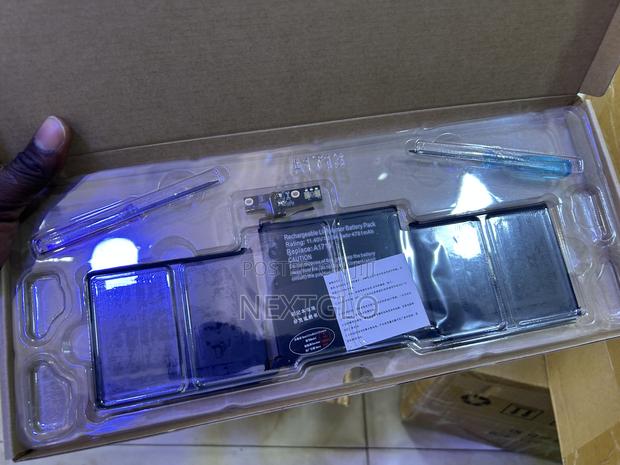 Macbook M1 Battery · Photo 3