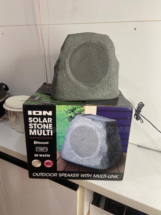 Outdoor Speaker With Multi-Link