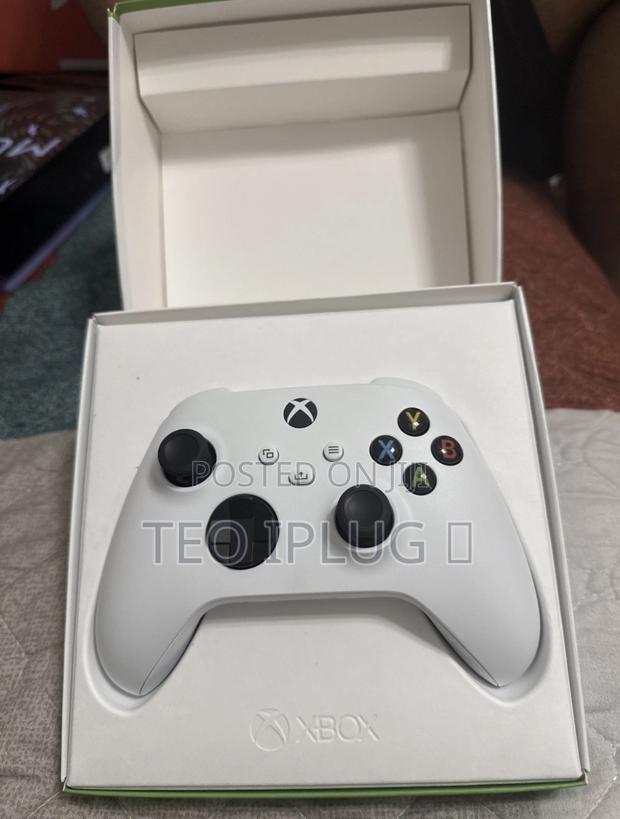 Microsoft Xbox Series X/S White Wireless Controller