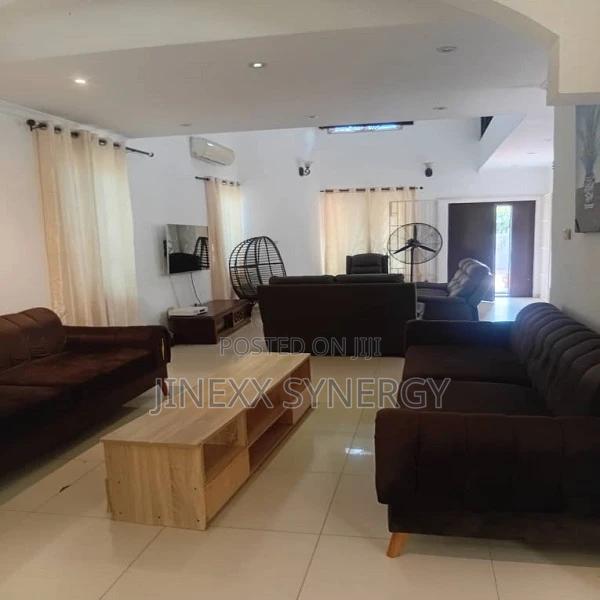 Furnished 4bdrm House in Baatsona Total for rent