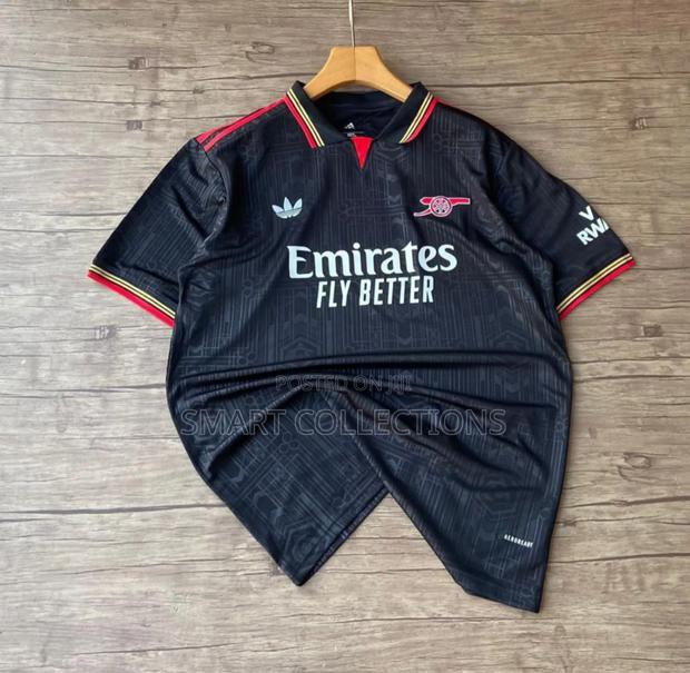 Arsenal Home and Away Jerseys