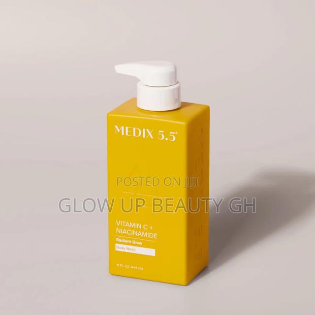 5.5 Medix Vitamin C Niacinamide Wash · Photo 2