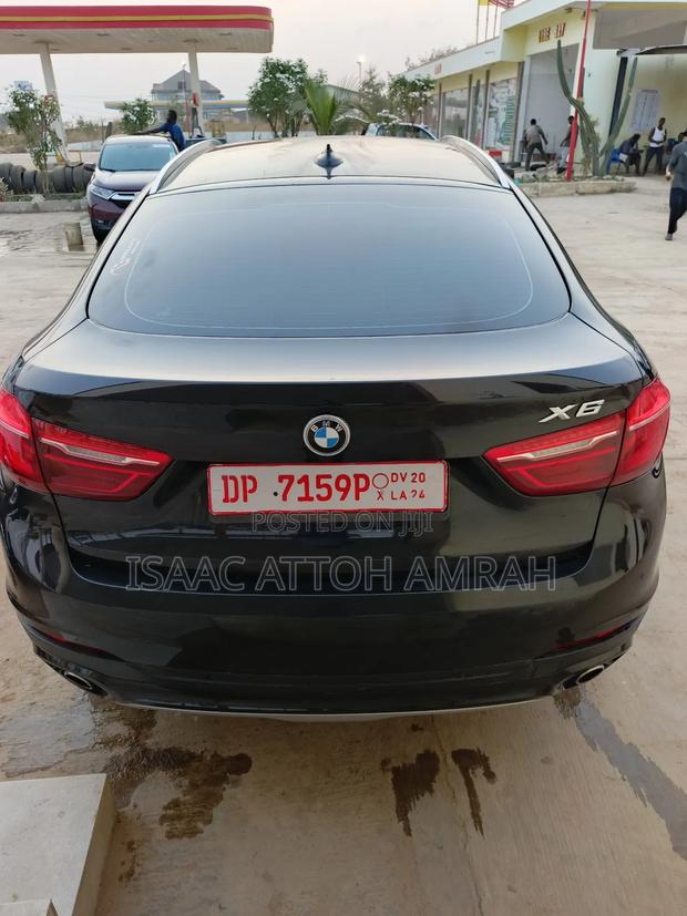 BMW X6 xDrive35i Coupe 4x4 (3.0L 6cyl 8A) 2016 Black photo 4