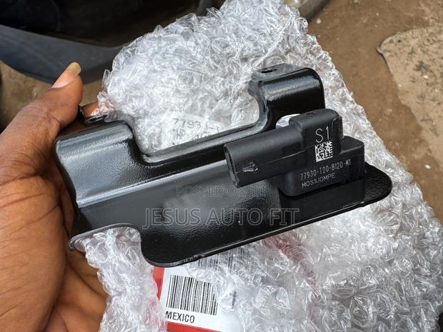 Honda Civic Airbag Impact Crash Sensor photo 2