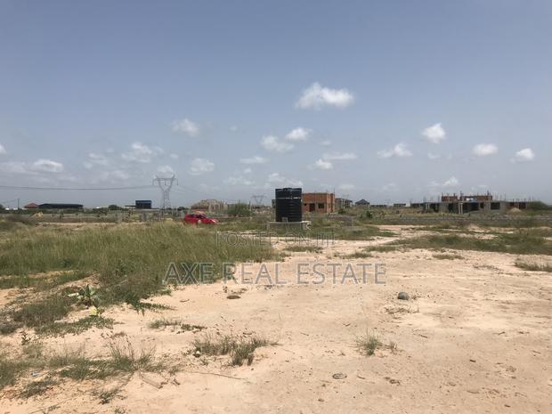 Service Plot at Ningo Prampram, New Accra City Extension · Photo 4