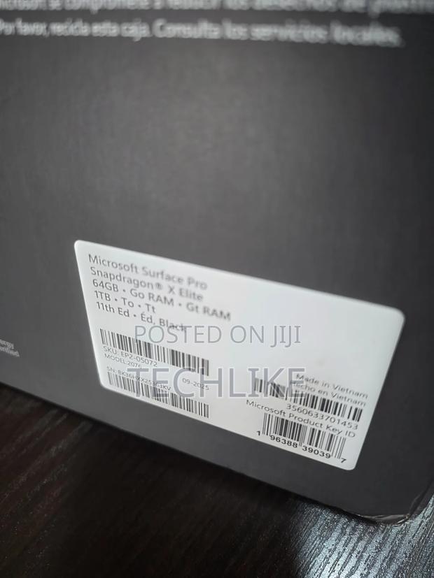 New Microsoft Surface Pro 11th Edition, a Copilot+ PC 64GB SSD 1T photo 3