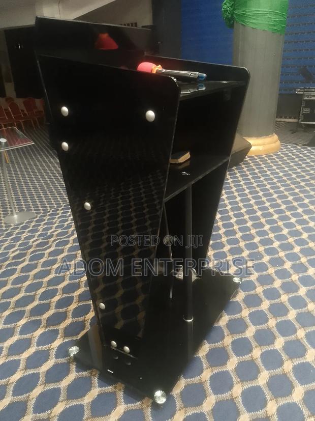 Black Glass Pulpit photo 3