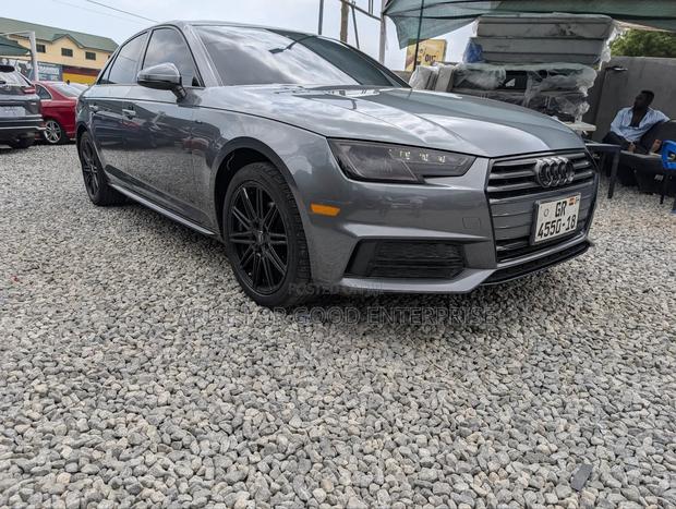 Audi A4 2.0T Premium AWD quattro 2018 Gray photo 4