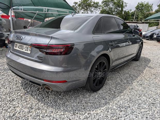 Audi A4 2.0T Premium AWD quattro 2018 Gray photo 7