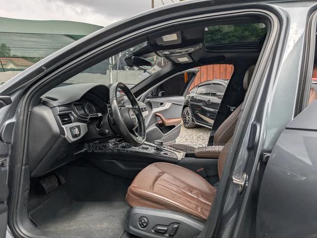 Audi A4 2.0T Premium AWD quattro 2018 Gray photo 10