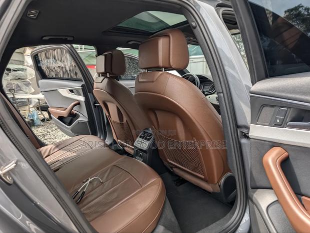 Audi A4 2.0T Premium AWD quattro 2018 Gray photo 11
