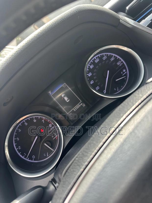 Toyota Camry SE (2.5L 4cyl 8A) 2019 Black