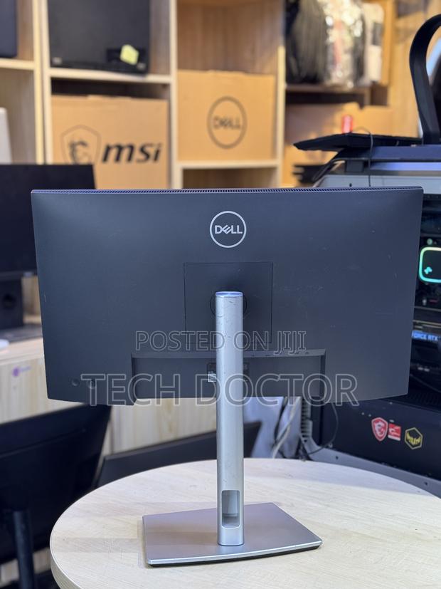 Dell 24” P2422he FHD Ips Usb-C Hub Comfortview Monitor photo 2
