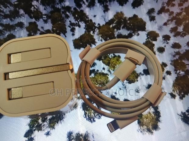 High-quality Type C iPhone Fast Charging 3-pin photo 2