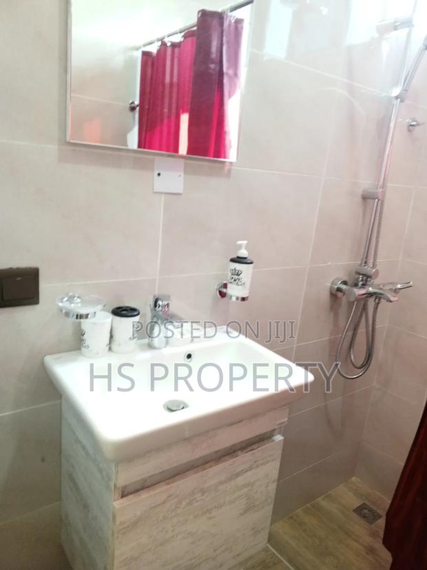 Furnished 4bdrm House in Cantonments for rent photo 10