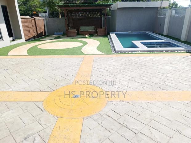 Furnished 4bdrm House in Cantonments for rent photo 2