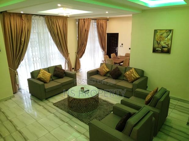 Furnished 4bdrm House in Cantonments for rent photo 3
