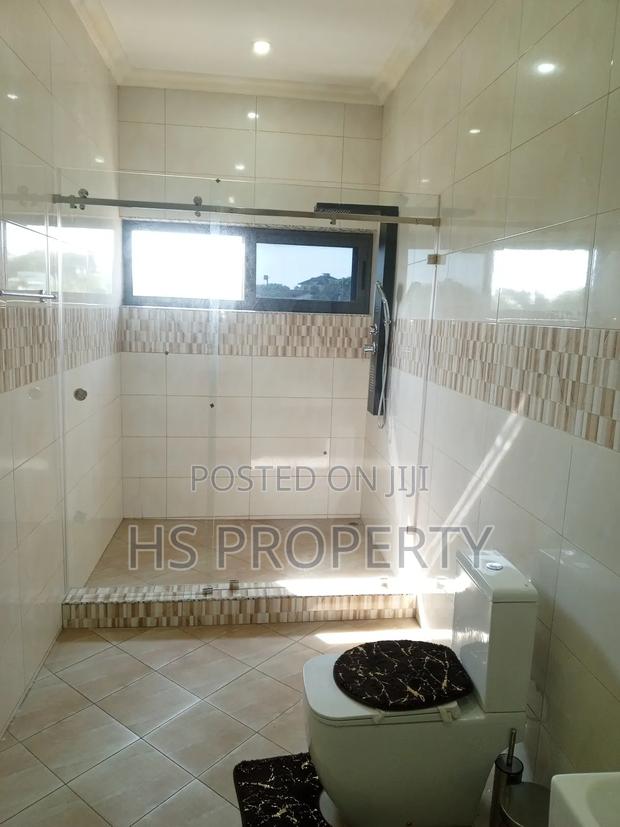 Furnished 4bdrm House in Cantonments for rent photo 8