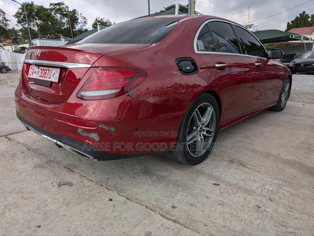 Mercedes-Benz E350 2020 Red photo 5