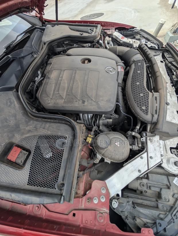 Mercedes-Benz E350 2020 Red photo 17