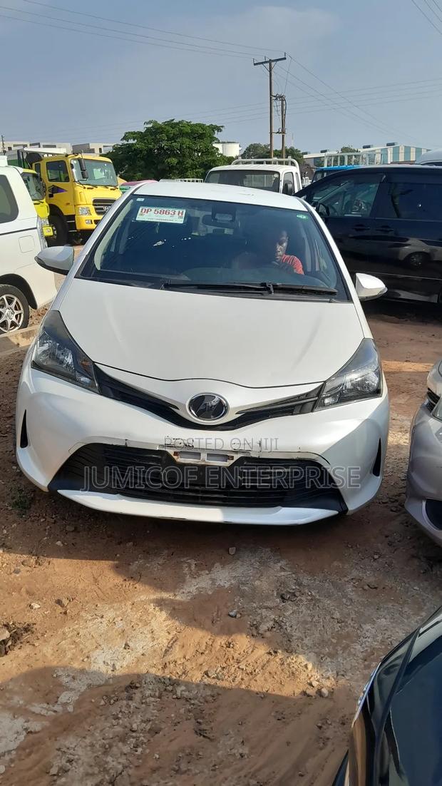 Toyota Vitz 2016 White