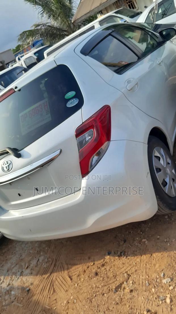 Toyota Vitz 2016 White