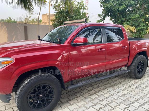 Toyota Tacoma 2017 Red photo 7