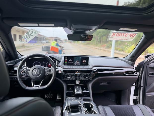 Acura MDX w/Technology Package 2023 White