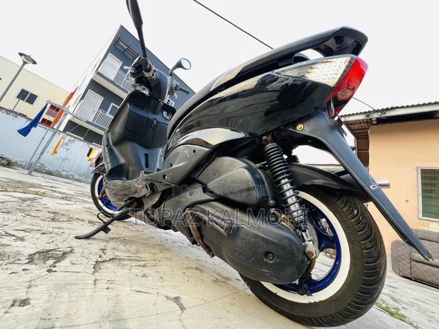 Yamaha 2008 Blue
