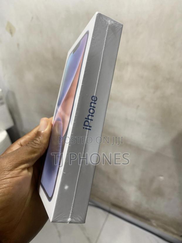 New Apple iPhone 14 Plus 128 GB Blue photo 2