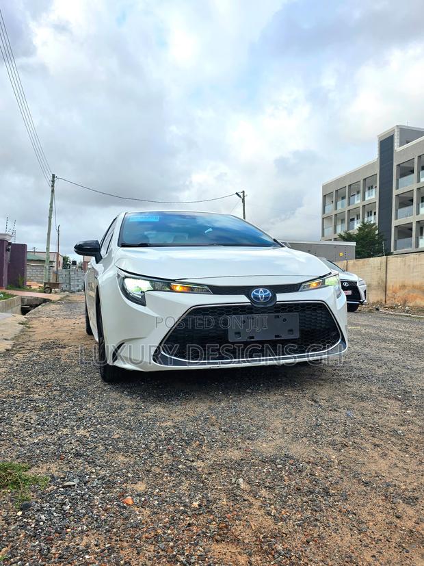 Toyota Corolla 2020 White