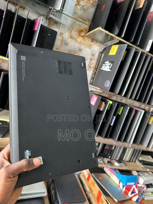 Laptop Lenovo ThinkPad X1 Carbon 16GB Intel Core I7 SSD 512GB photo 2