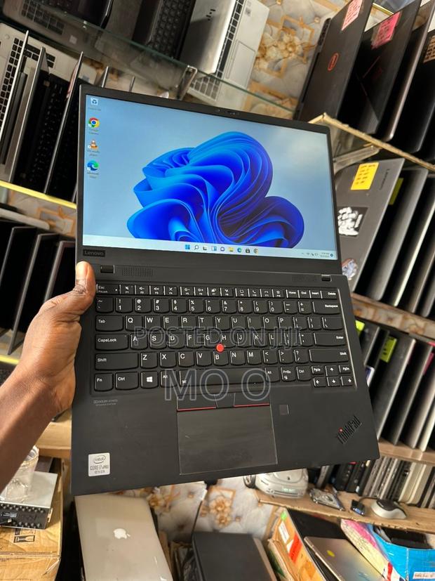 Laptop Lenovo ThinkPad X1 Carbon 16GB Intel Core I7 SSD 512GB photo 3