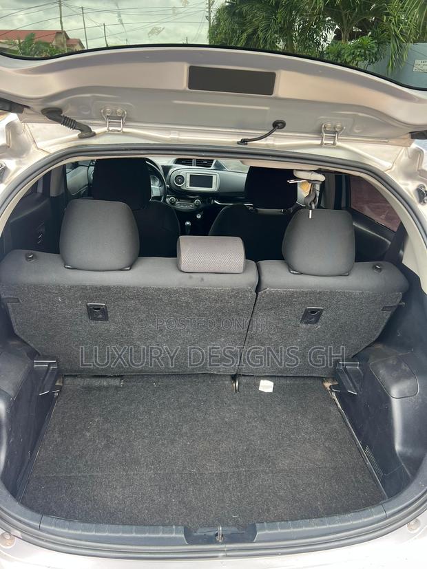 Toyota Vitz 2013 Gray photo 5