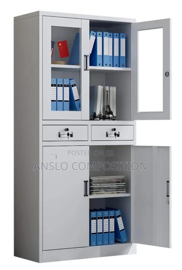 Half Glass Drawer Cabinet · Photo 2
