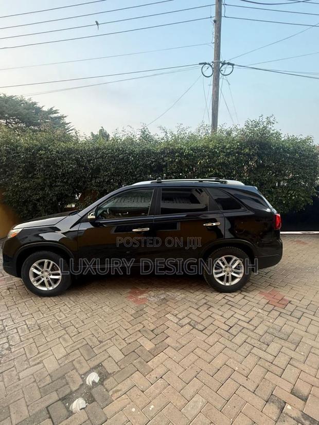 Kia Sorento 2014 Black photo 9