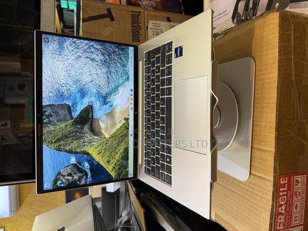 Laptop HP EliteBook 840 G10 16GB Intel Core I5 SSHD (Hybrid) 512GB photo 4