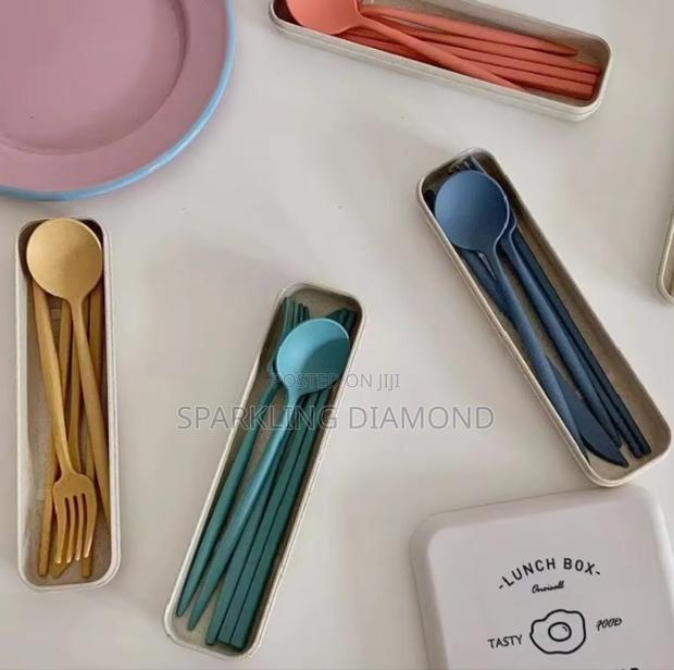 Eco-Friendly Travel Cutlery Set in Gift Box – Reusable Minimalist photo 2