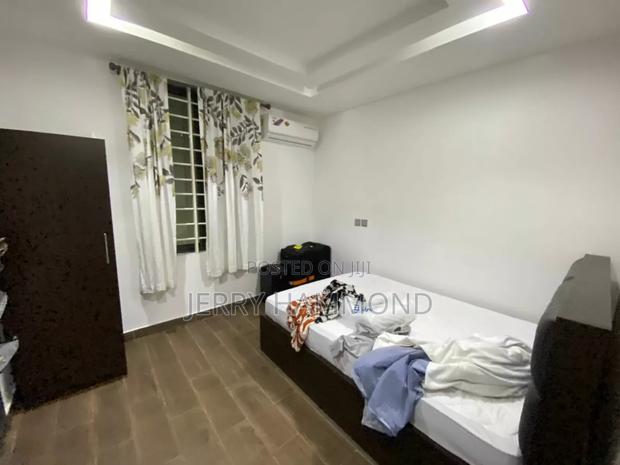 Furnished 3bdrm House in School Junction, East Legon for sale · Photo 1