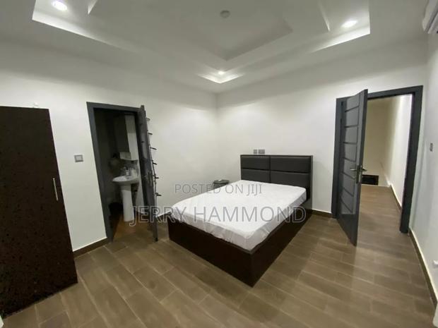 Furnished 3bdrm House in School Junction, East Legon for sale · Photo 3