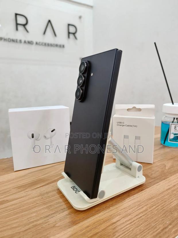 Samsung Galaxy Z Fold7 512 GB Black photo 8