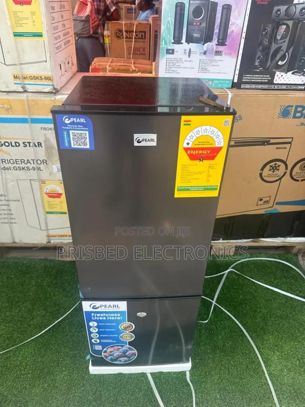 Pearl Table Top Double Door Fridge 94 Litres photo 4