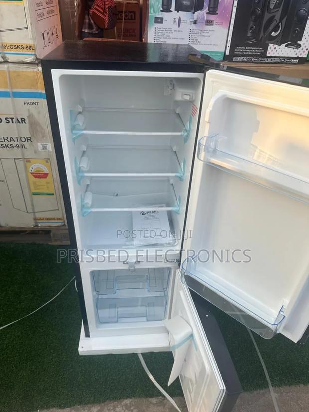 Pearl Table Top Double Door Fridge 94 Litres photo 5