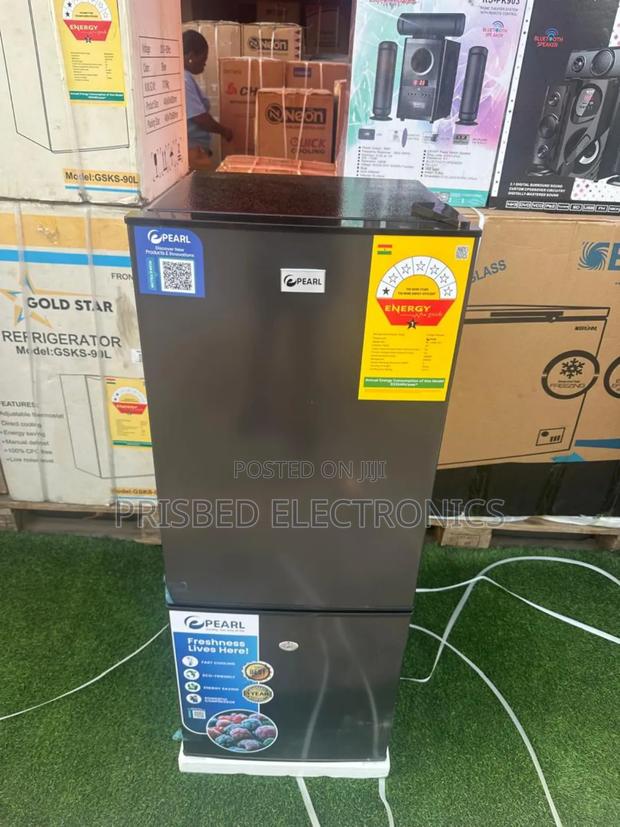 Pearl Table Top Double Door Fridge 94 Litres photo 6