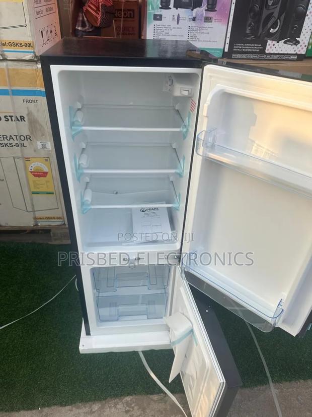 Pearl Table Top Double Door Fridge 94 Litres photo 7