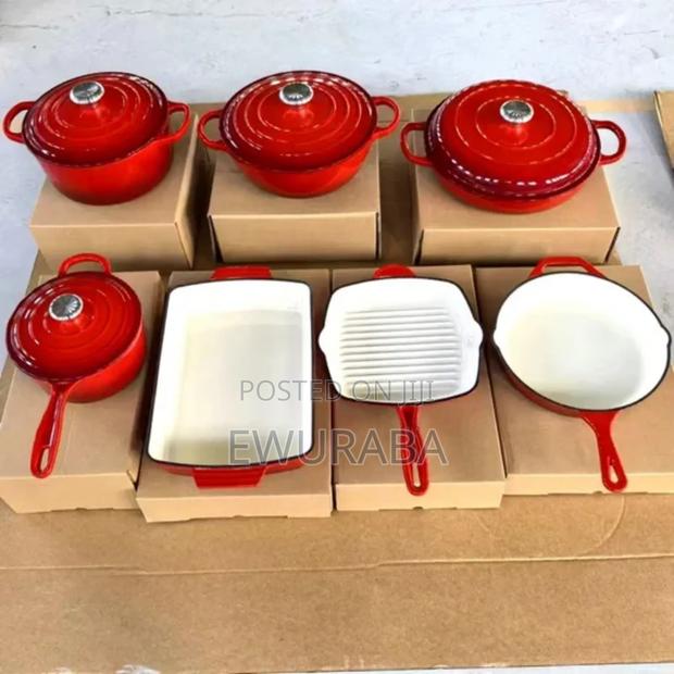 Cast Iron Cookware Set